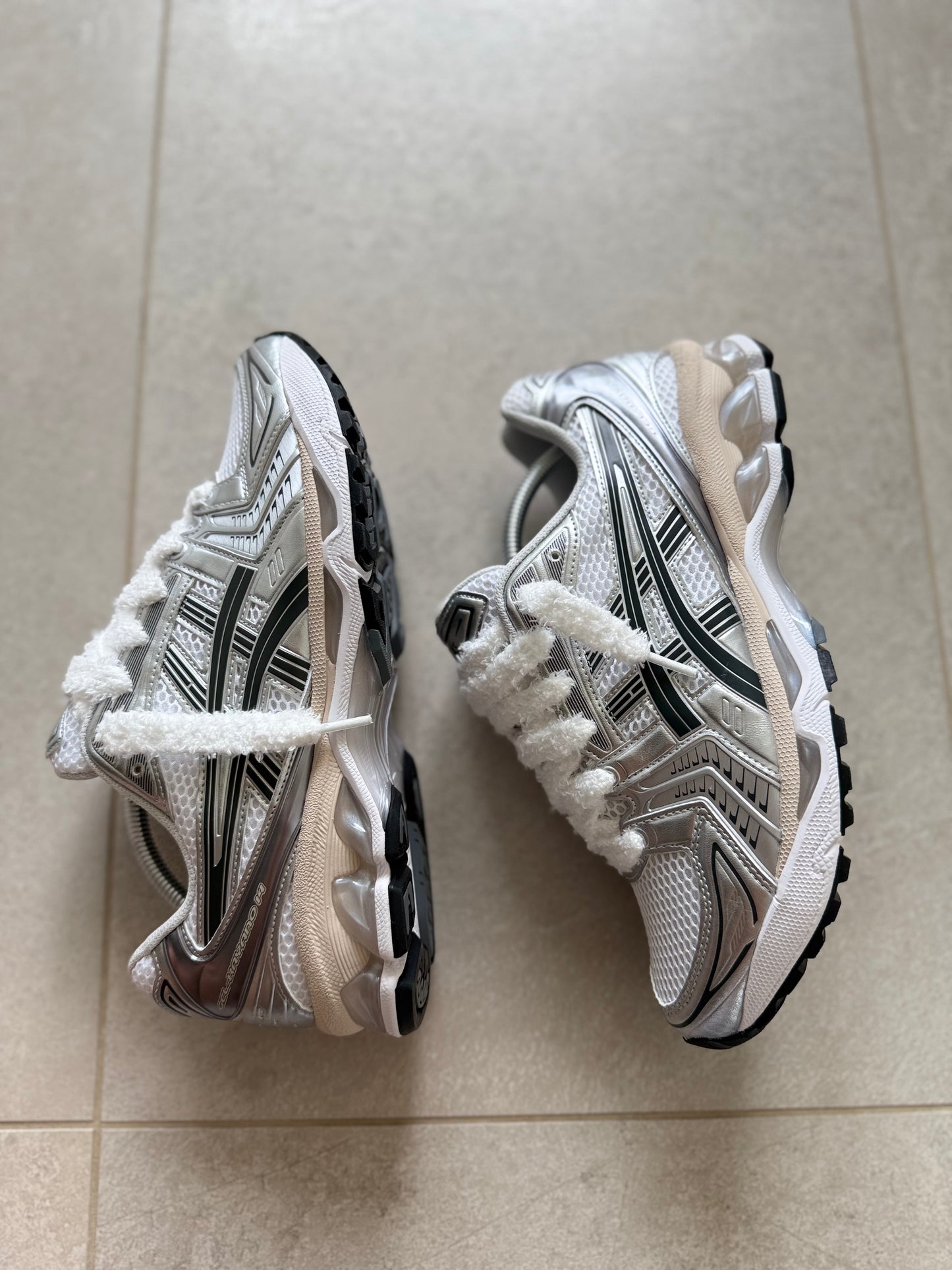 Asics GEL- KAYANO 14 "White/Grey"